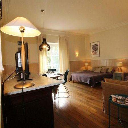 Studio Au Centre Avec Ascenseur Et Animaux Admis - Fr-1-313-163 Bagnères-de-Luchon Exteriör bild